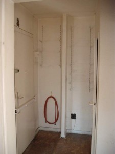Wandschrank vorher