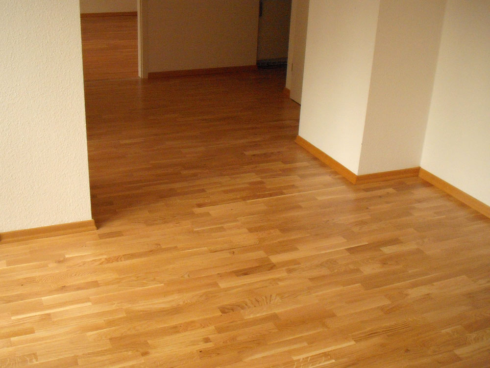 Parkettverlegung nach Wasserschaden - GEMO-SERVICE